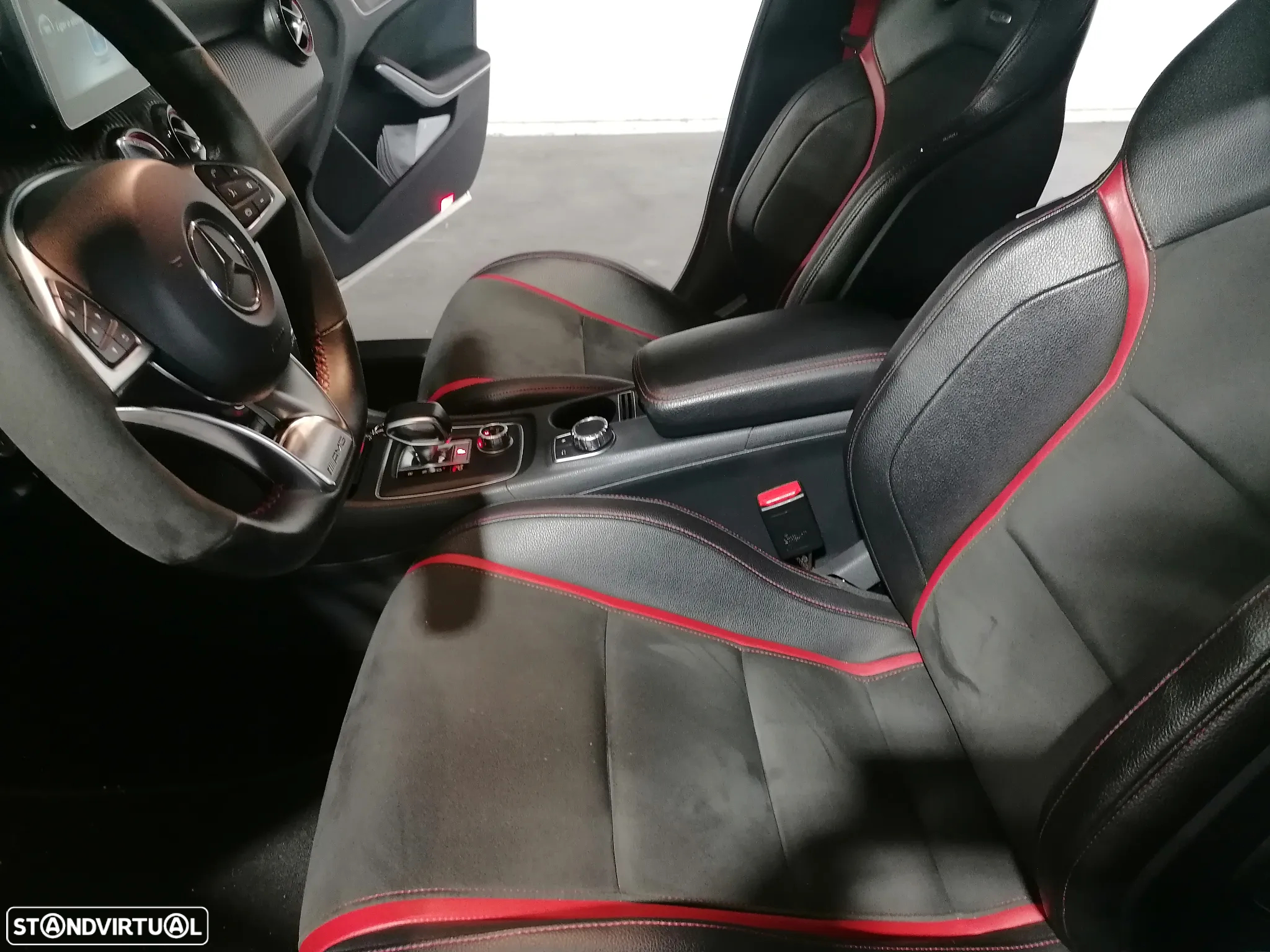 Mercedes-Benz A 45 AMG 4-Matic - 16