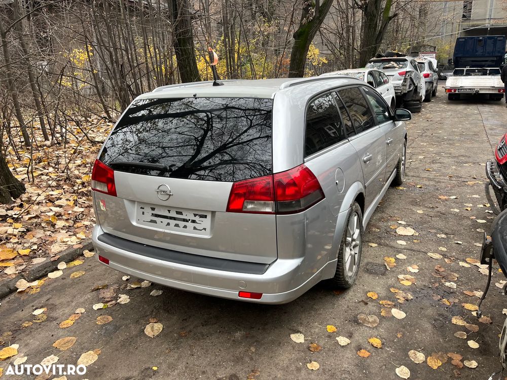Dezmembrez Opel Vectra C facelift break gri argintiu 1,9 diesel 120CP gri argintiu piele - 8