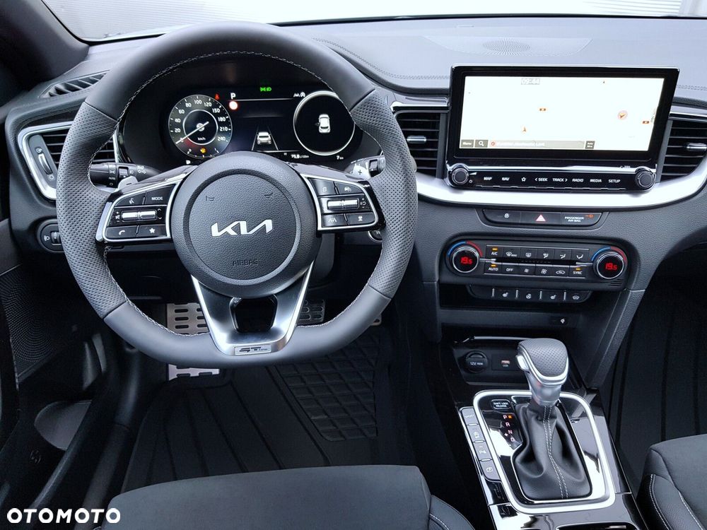 Kia XCeed 1.6 T-GDI GT-Line DCT - 22