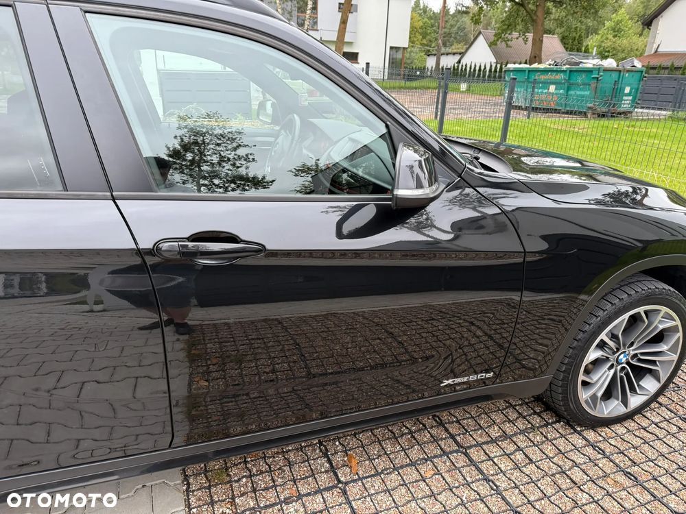 BMW X1 xDrive20d Sport Line - 3