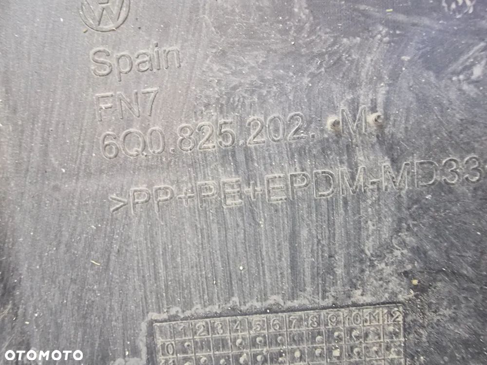 VW POLO 6R0 / SEAT IBIZA 08- OSŁONA PODWOZIA PRAWA , NR 6Q0825202M , NR AUKCJI OSŁ513 - 7