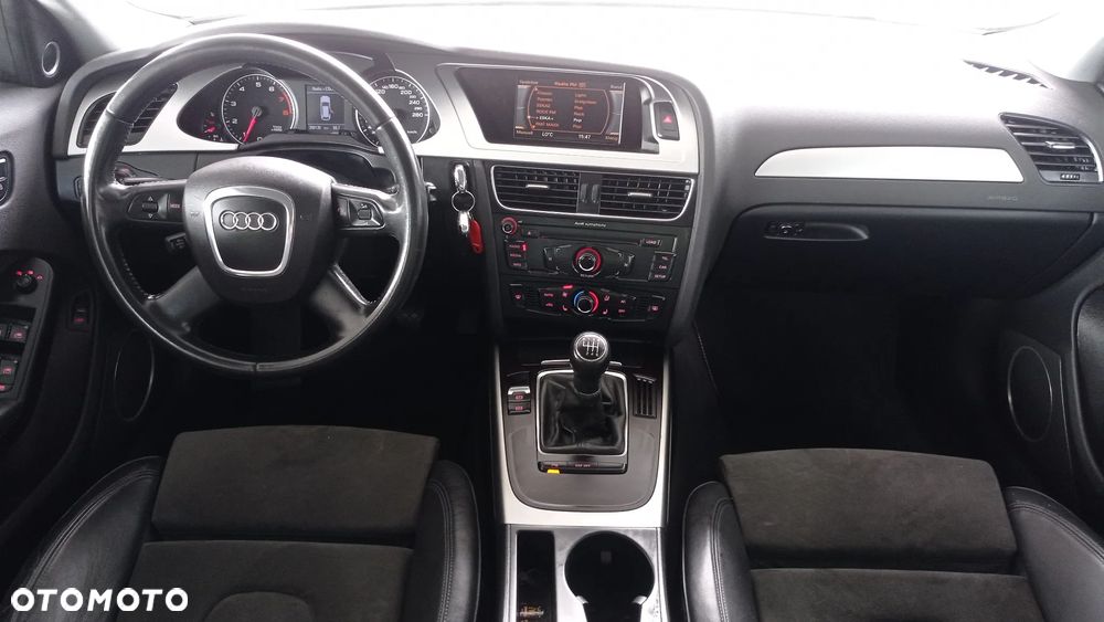 Audi A4 Avant 2.0 TFSI Attraction - 38
