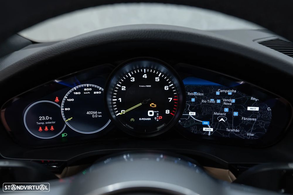 Porsche Cayenne E-Hybrid Tiptronic S Platinum Edition - 32