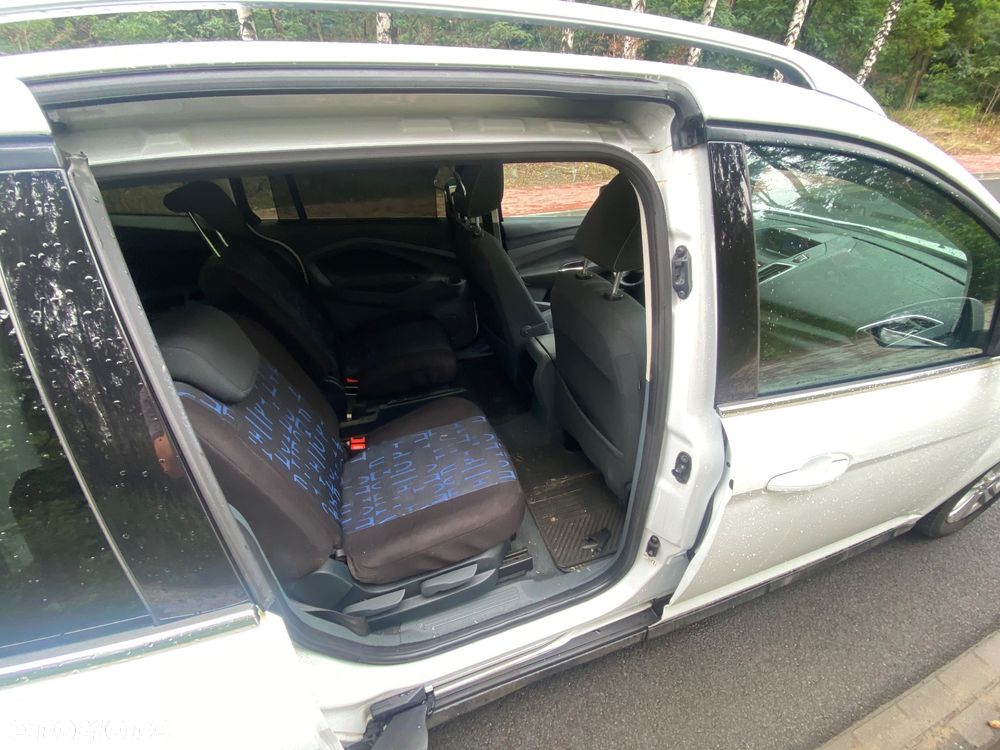 Ford Grand C-MAX 2.0 TDCi Titanium - 17