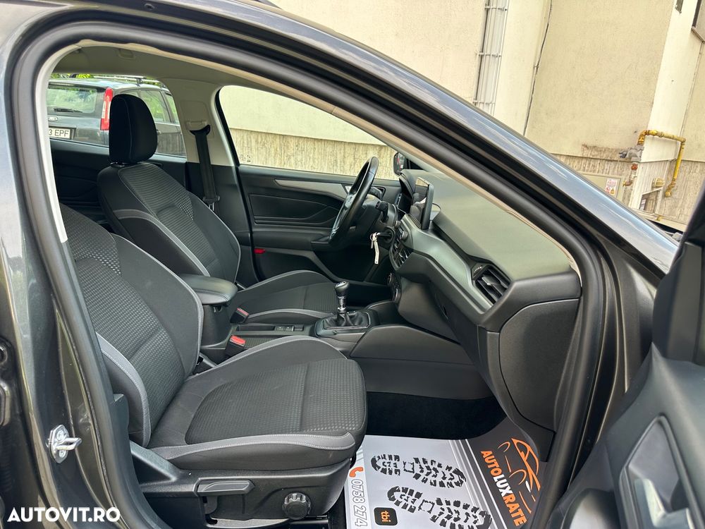 Ford Focus 1.5 EcoBlue Titanium - 38