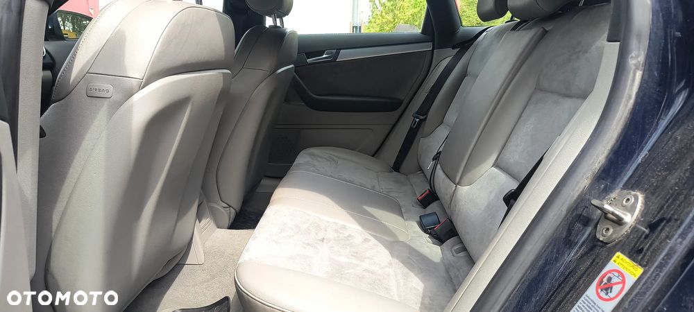 Audi A3 Sportback - 6
