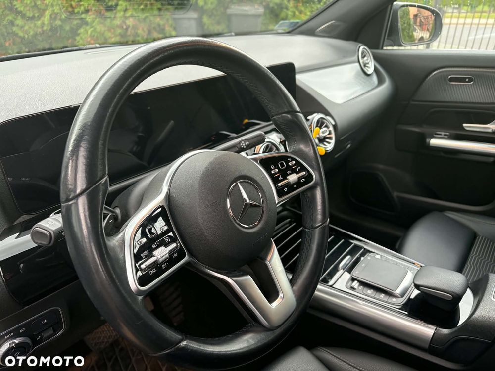 Mercedes-Benz GLA 250 4-Matic - 18