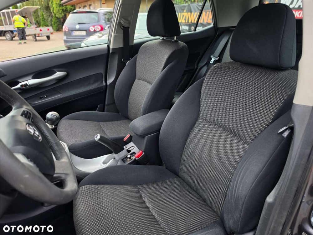 Toyota Auris - 19