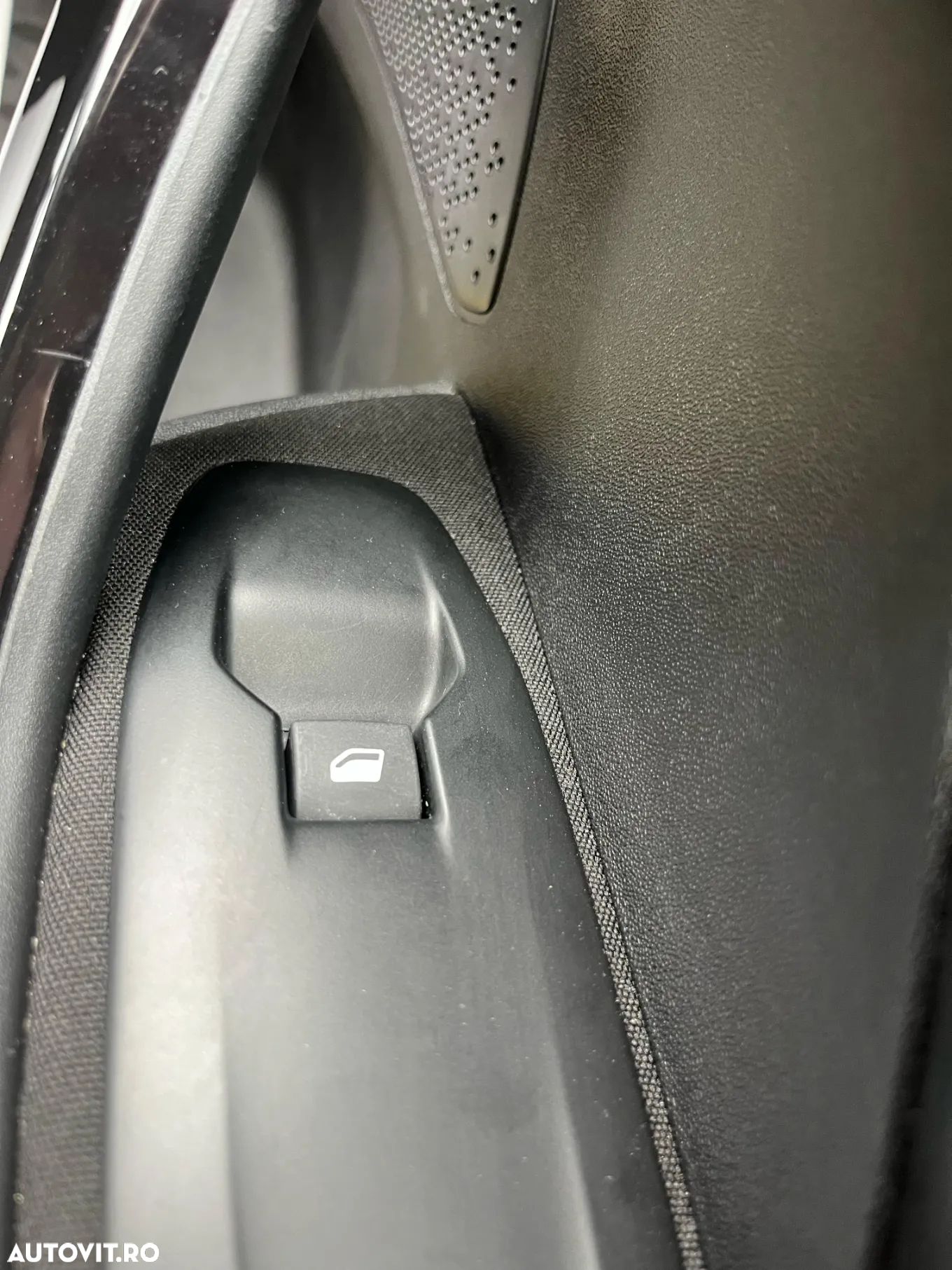 Peugeot 208 1.2 L PureTech Allure - 26