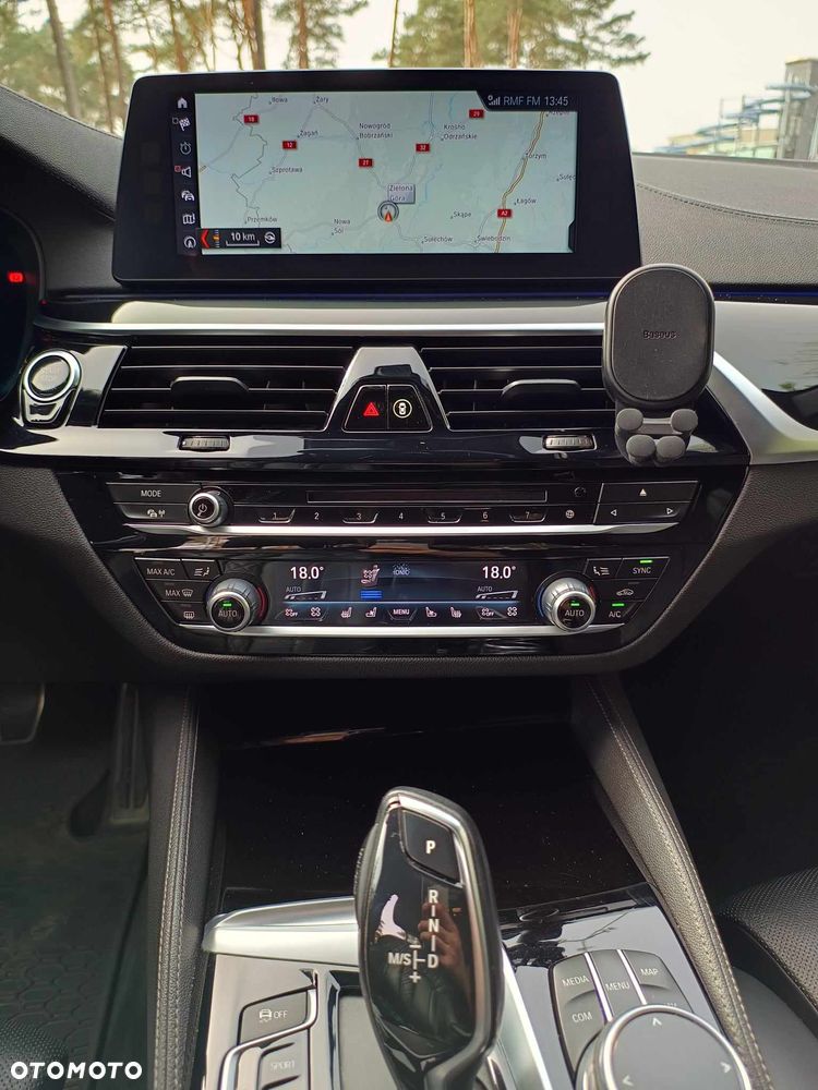 BMW Seria 5 530d xDrive M Sport sport - 11
