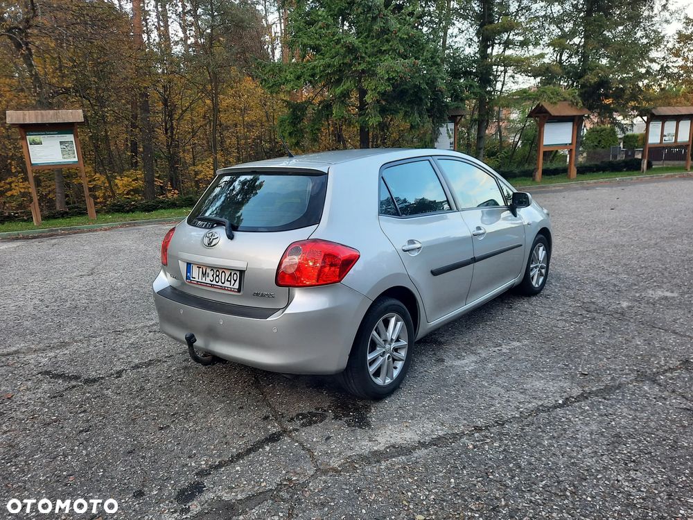 Toyota Auris 1.33 VVT-i Life - 11