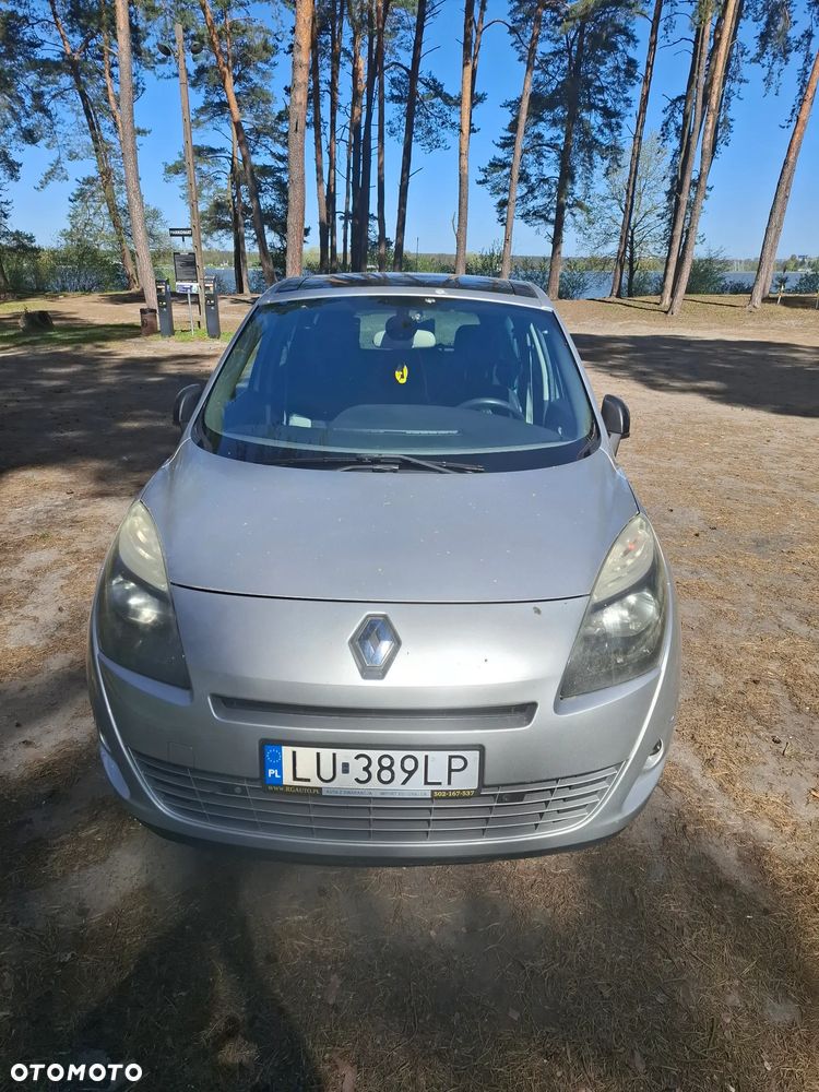 Renault Grand Scenic Energy dCi 130 Start & Stop Bose Edition - 11