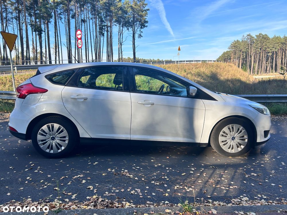 Ford Focus 1.5 TDCi Trend - 4