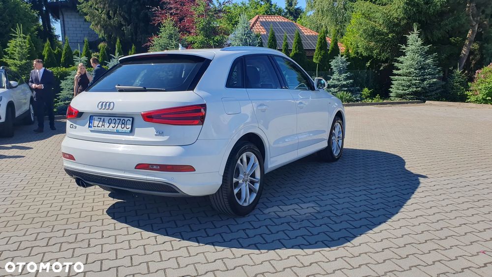Audi Q3 2.0 TDI Quattro sport - 8