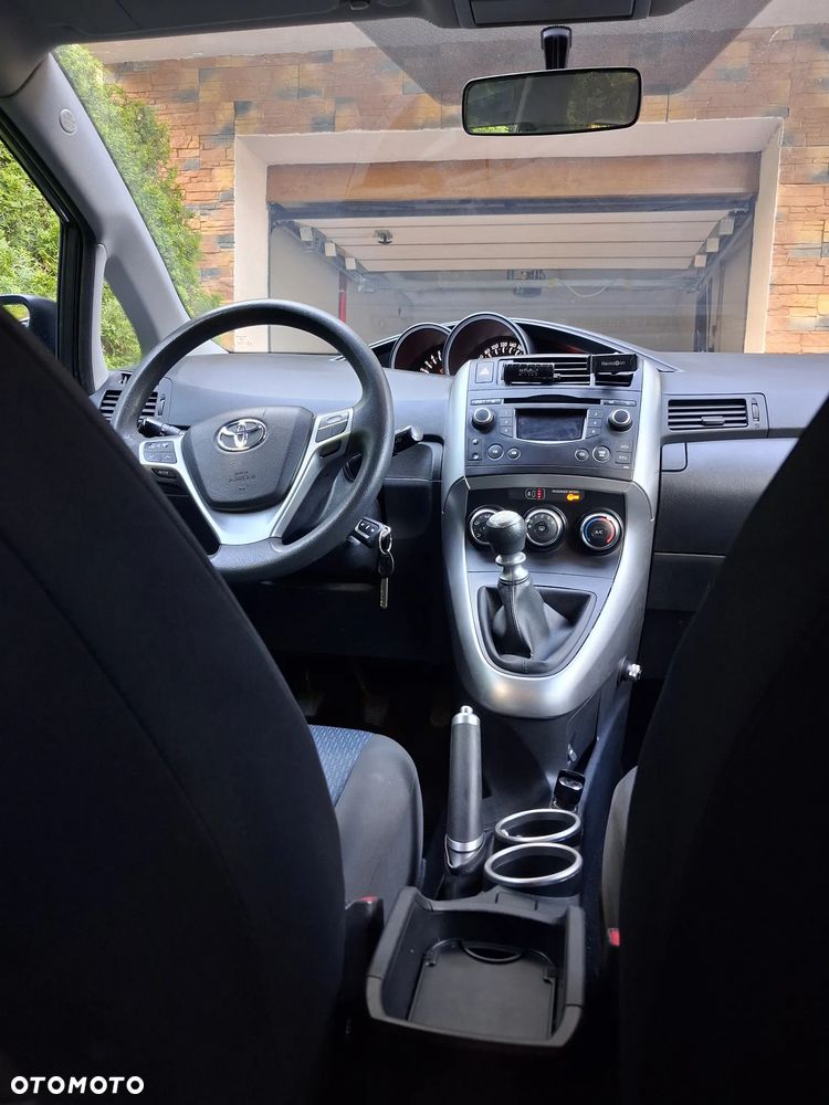 Toyota Verso - 20