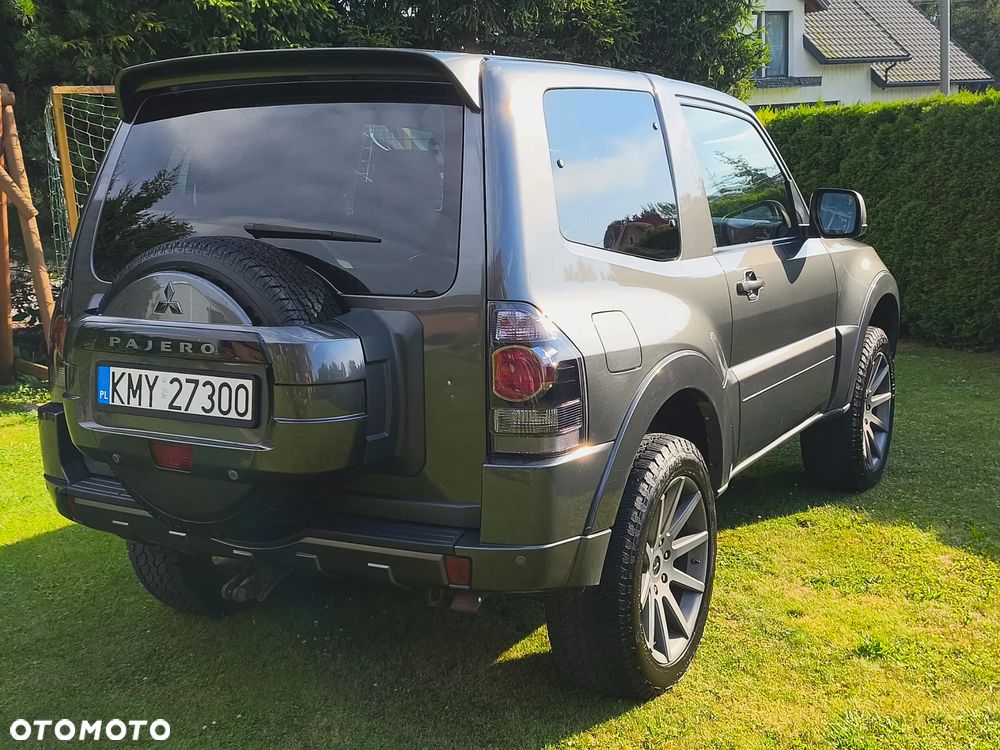 Mitsubishi Pajero 3.2 DI-D Intense - 11