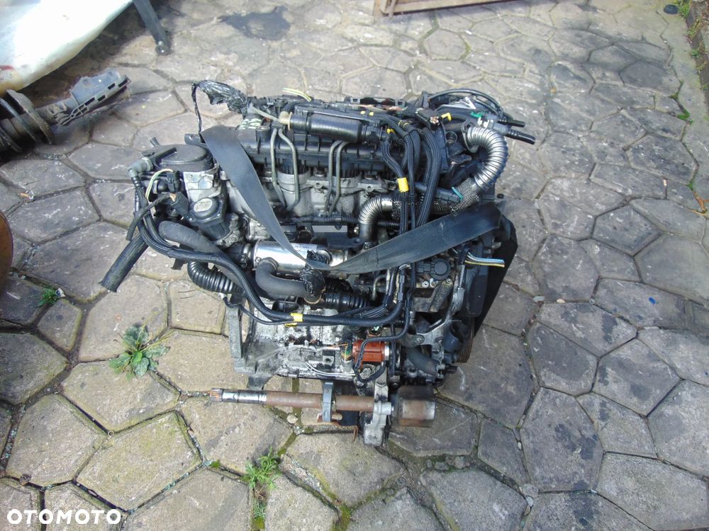 silnik peugeot 407 1,6 HDI - 4