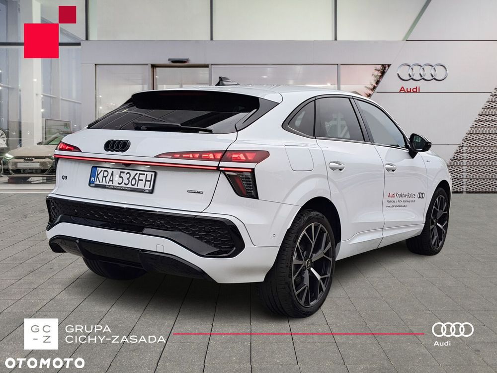 Audi Q3 Sportback - 6