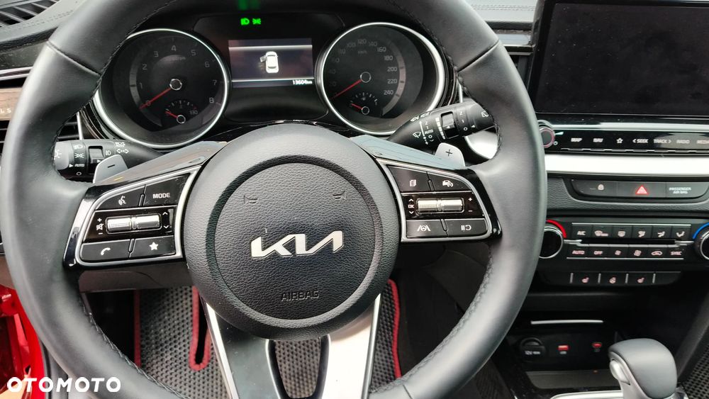 Kia Ceed 1.5 T-GDI Tribute DCT - 14