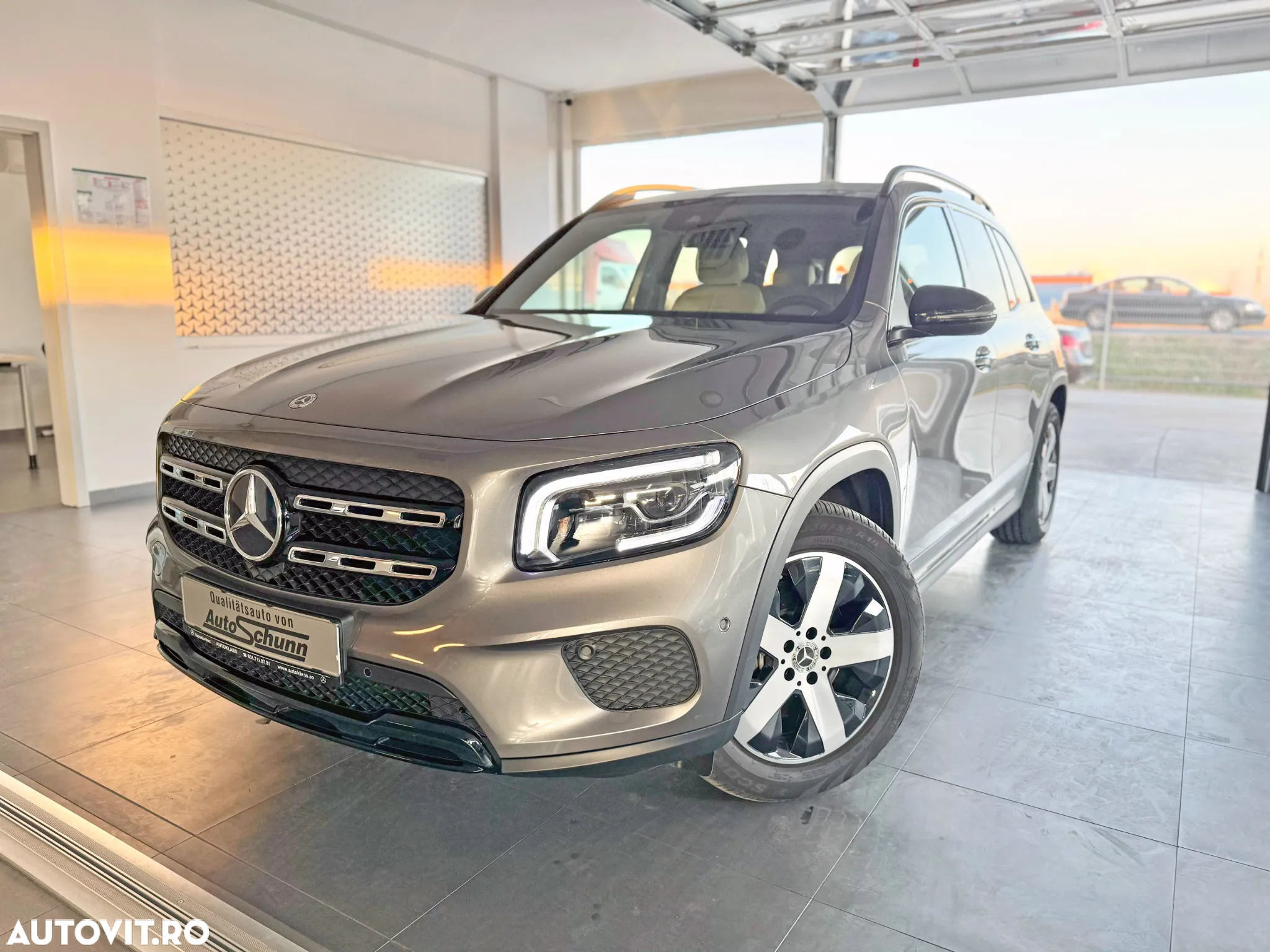 Mercedes-Benz GLB 200 d 4Matic 8G-DCT Progressive - 2