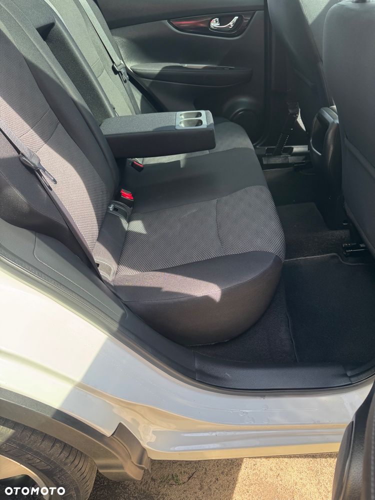 Nissan Qashqai 1.6 DIG-T Tekna - 28