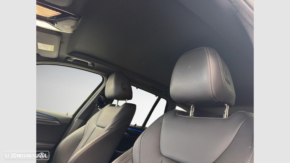 BMW X3 30 e xDrive Pack M Desportivo Pro - 12