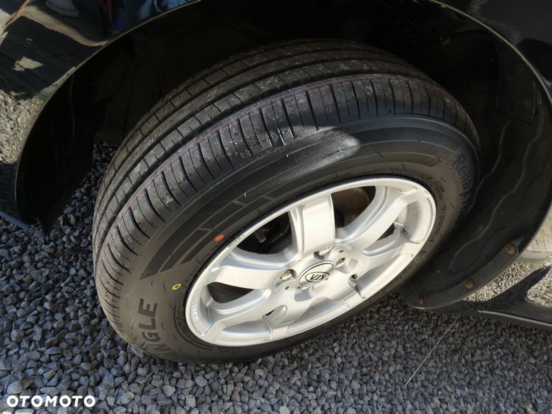 Kia Rio 1.2 Dream Team Edition - 24