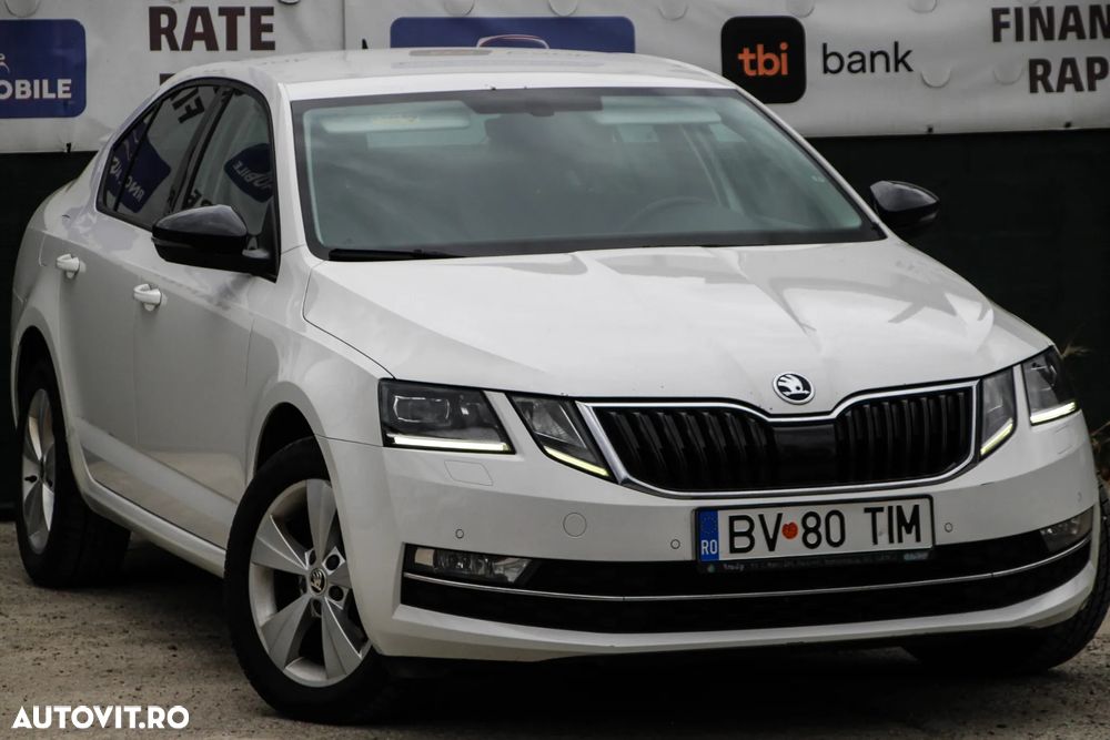 Skoda Octavia 2.0 TDI DSG Ambition - 2