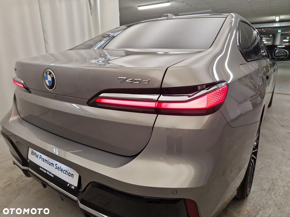 BMW Seria 7 - 20