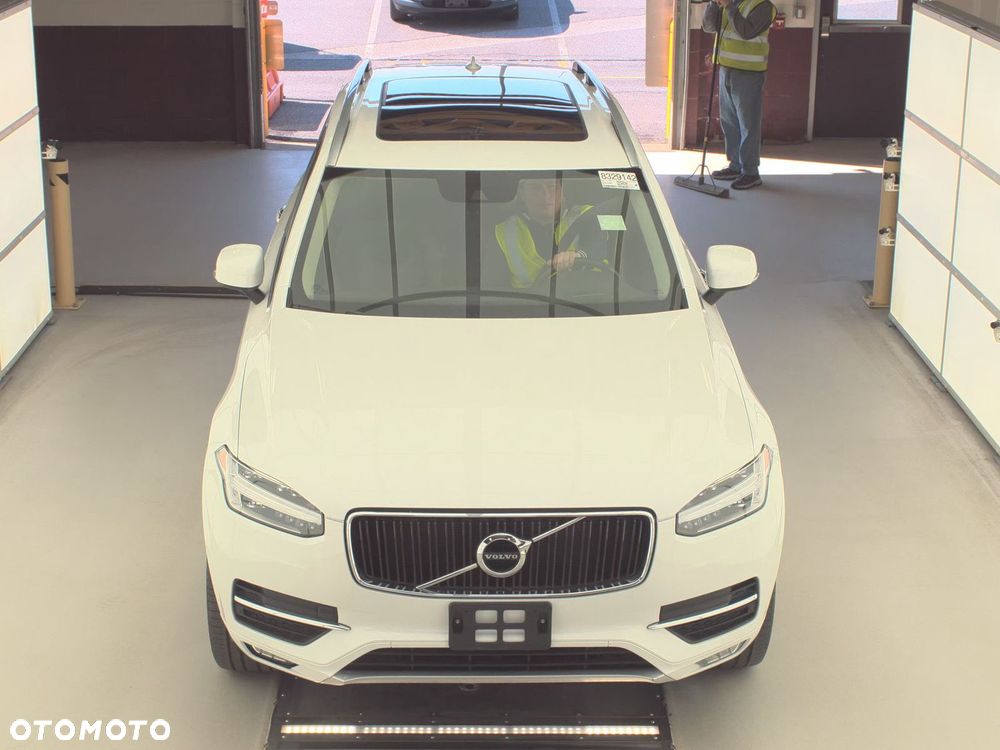 Volvo XC 90 T6 AWD Geartronic Momentum - 4