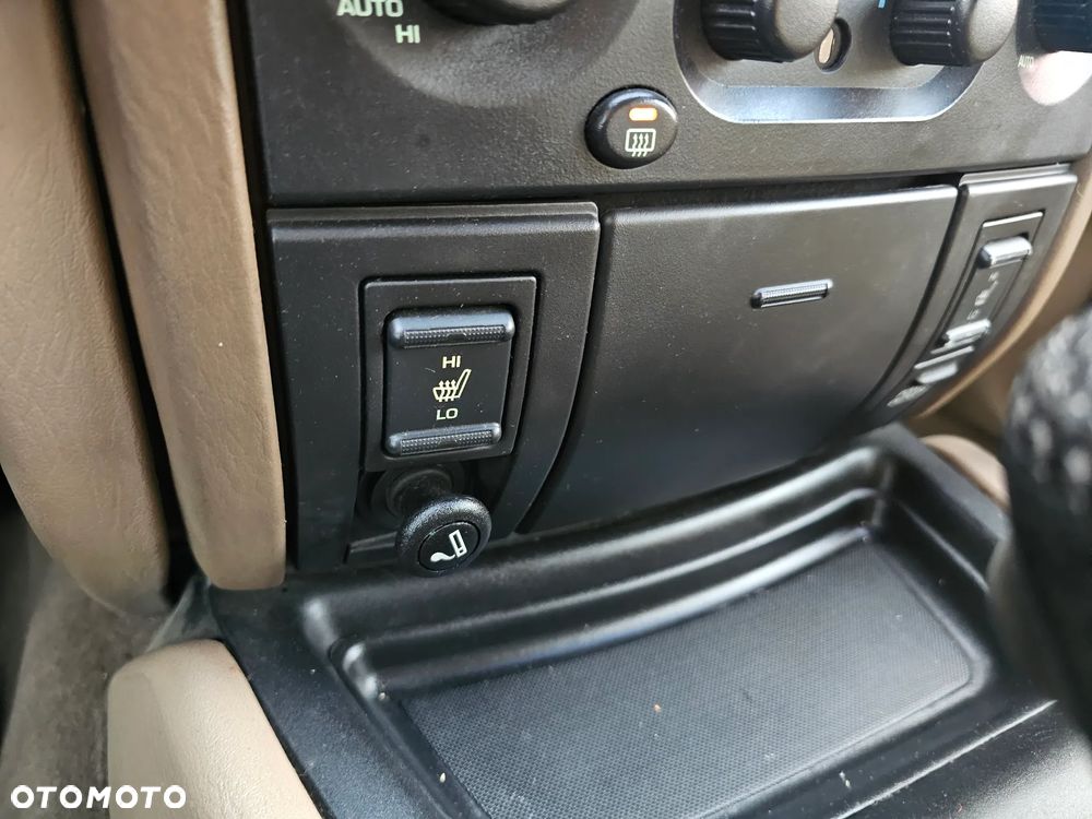 Jeep Grand Cherokee - 29