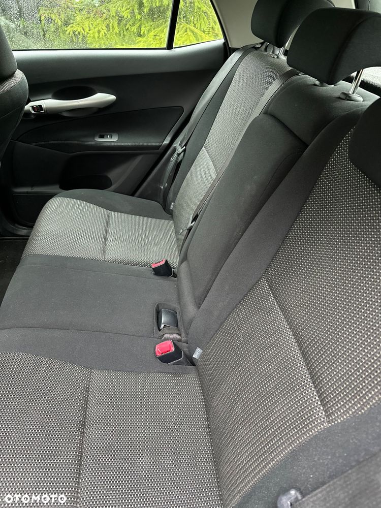 Toyota Auris 1.6 Prestige - 18
