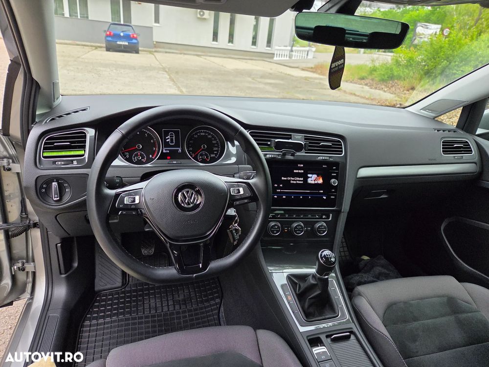 Volkswagen Golf 1.5 TSI Comfortline - 40