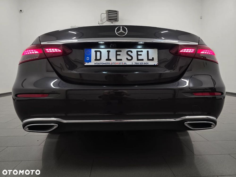 Mercedes-Benz Klasa E 300 de 9G-TRONIC AMG Line - 38