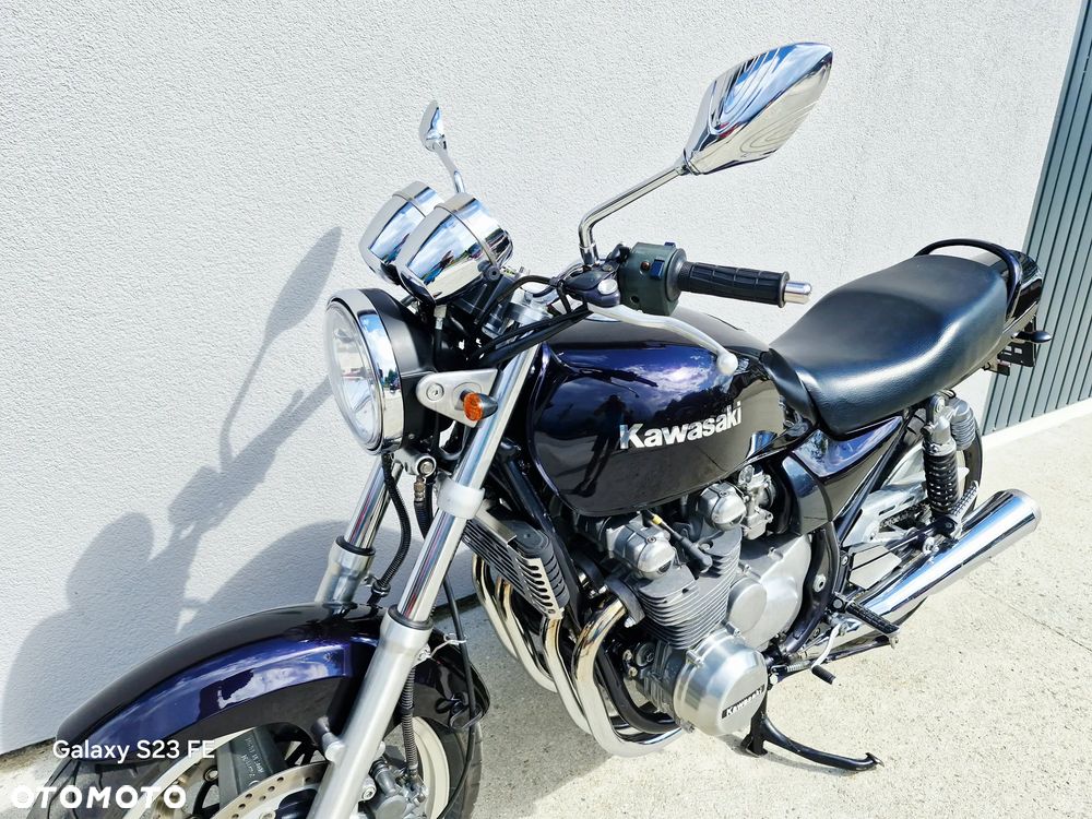 Kawasaki Zephyr - 25