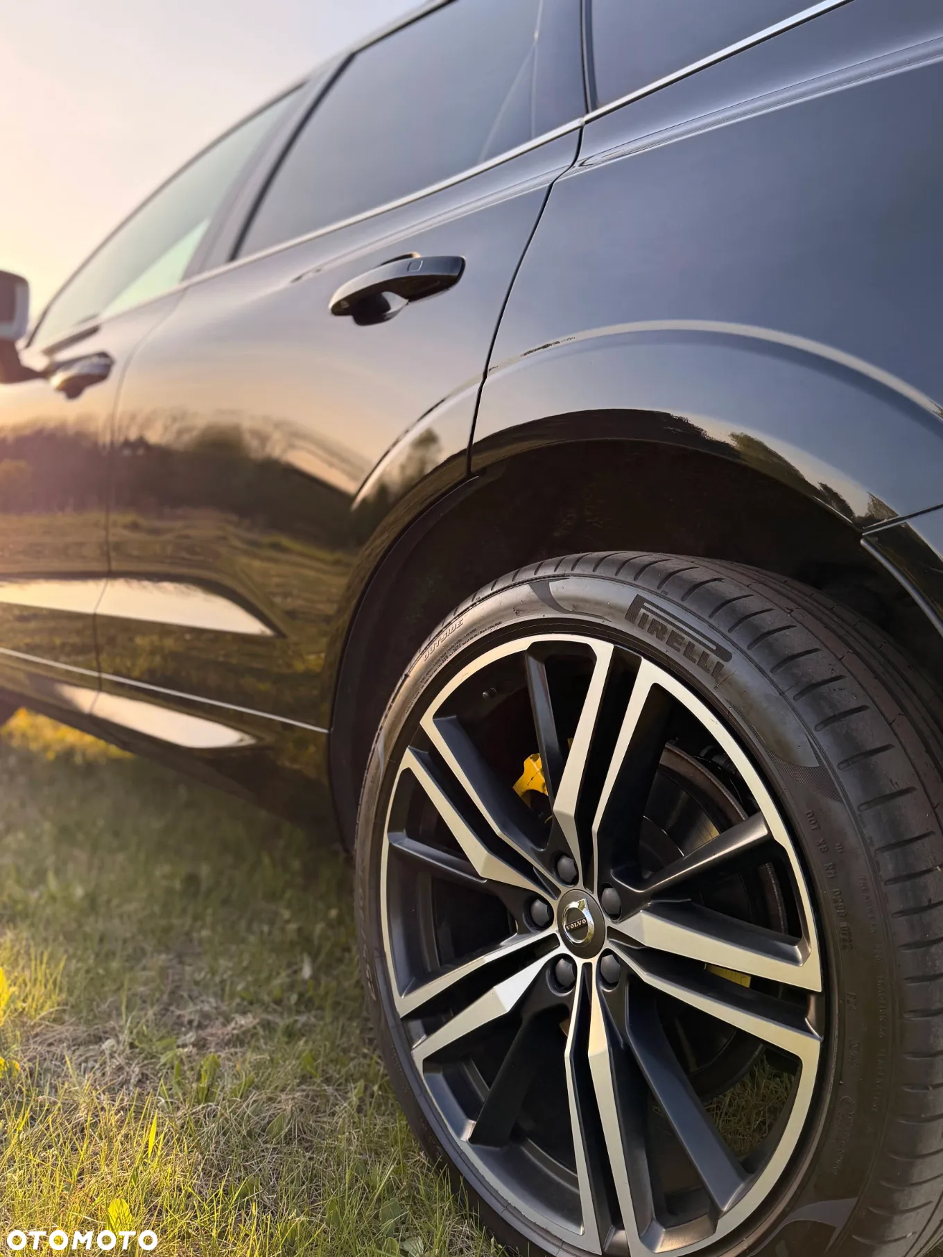 Volvo XC 60 T6 AWD R-Design - 6