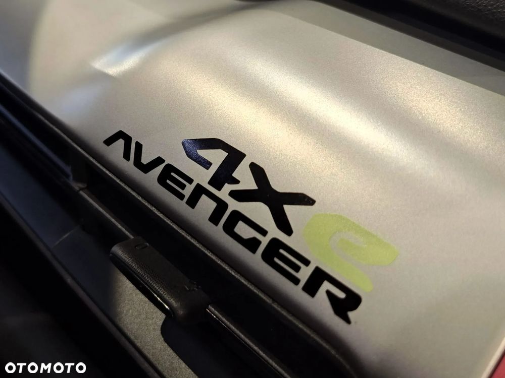 Jeep Avenger 1.2 T3 mHEV Overland 4xe eDCT6 - 14