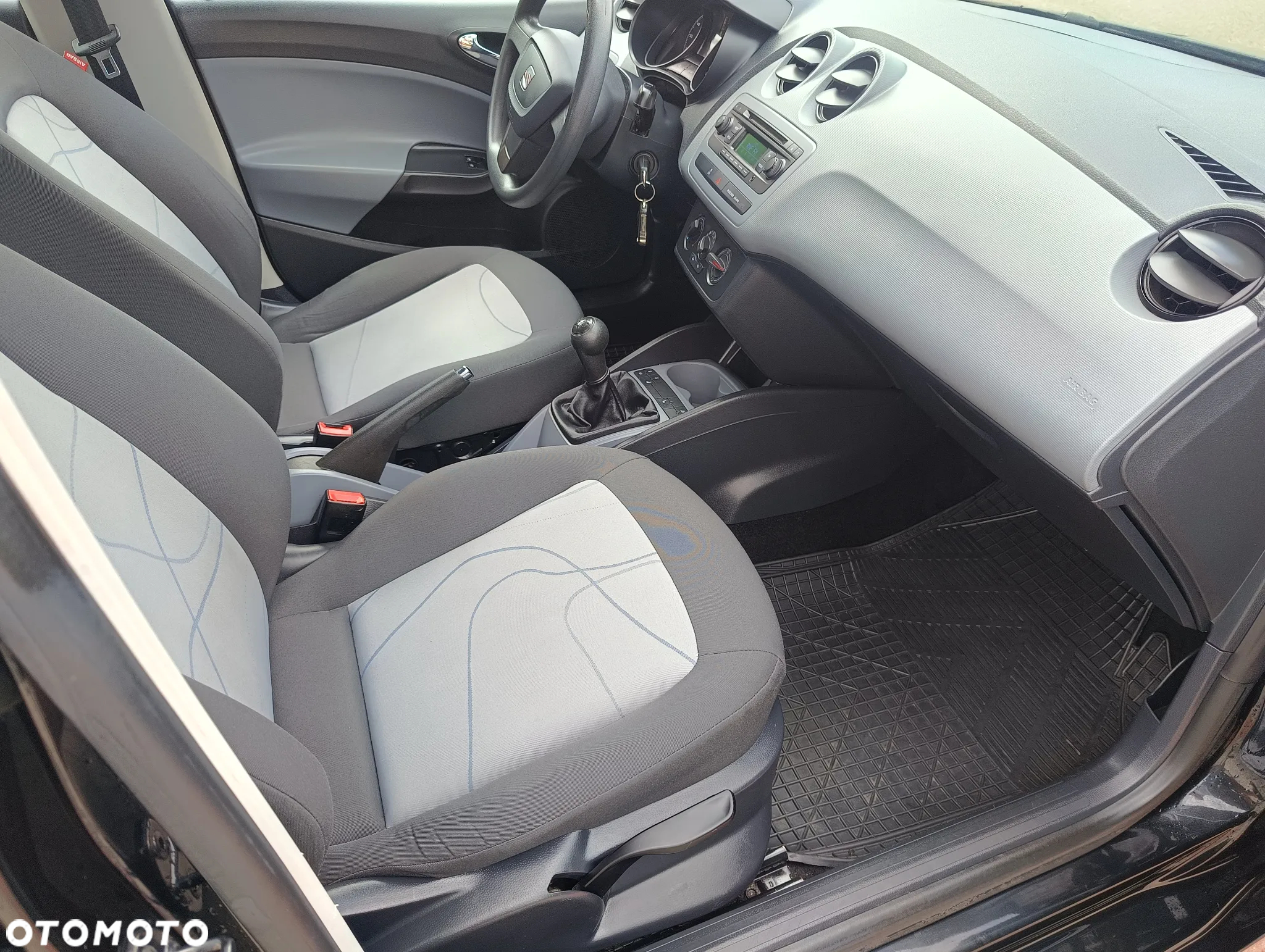 Seat Ibiza 1.4 16V Reference - 13