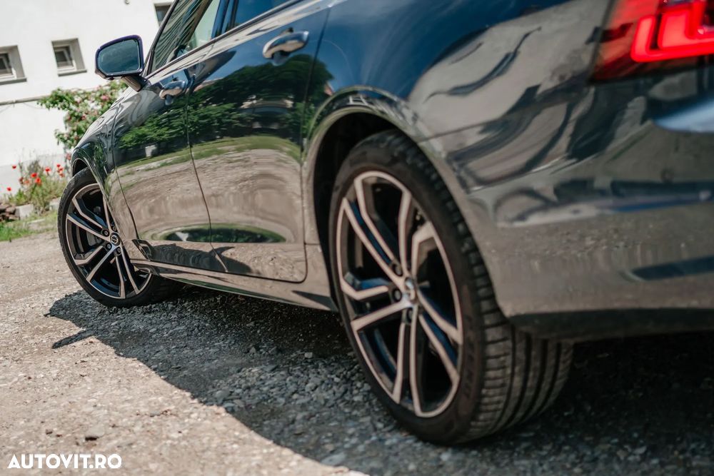 Volvo S90 - 13