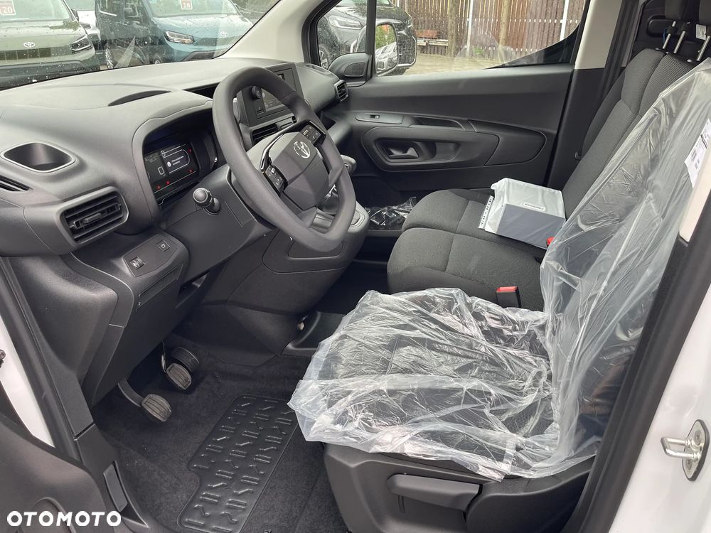 Toyota Proace City - 11