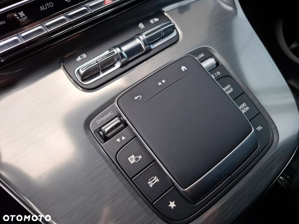 Mercedes-Benz Klasa V 300 d 4-Matic 9G-Tronic Exclusive (ekstra d³) - 32