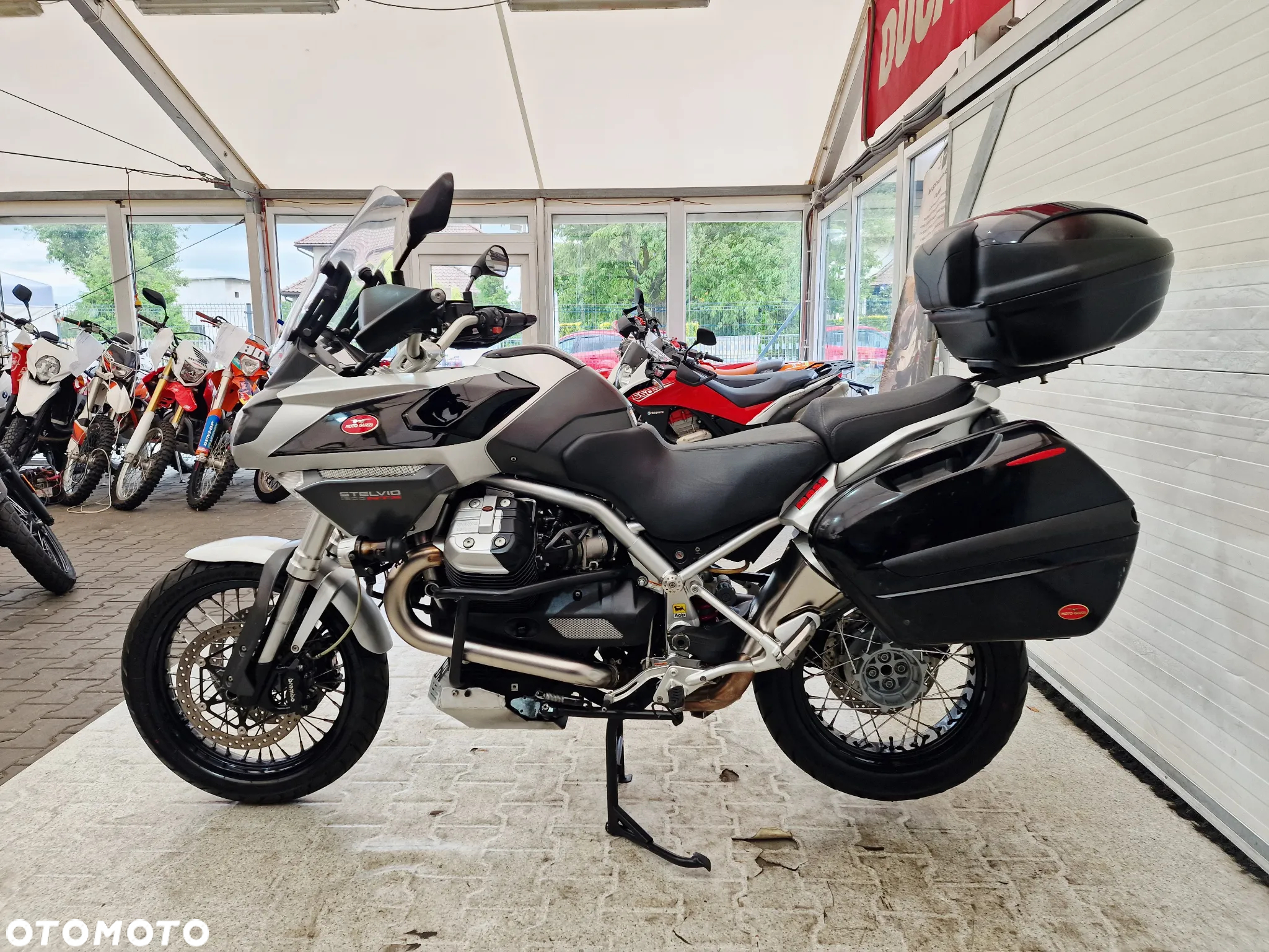 Moto Guzzi Stelvio - 22