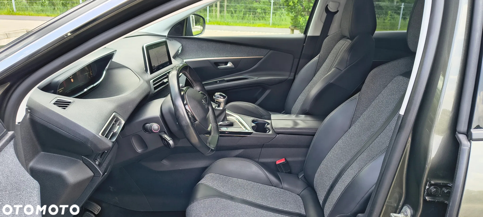 Peugeot 3008 1.2 PureTech Allure - 9