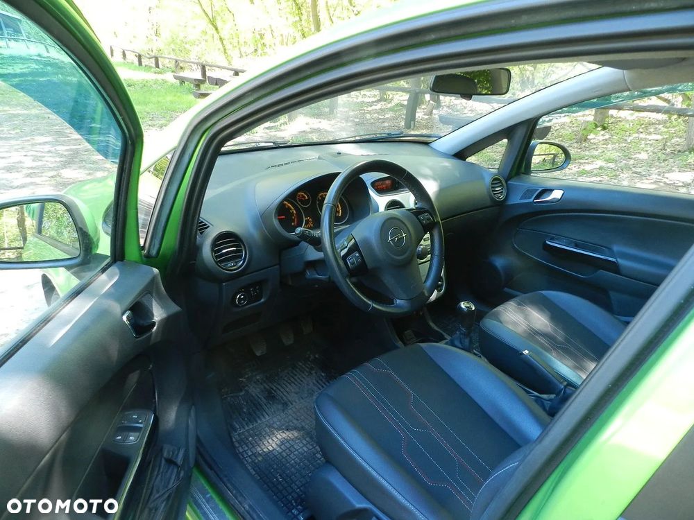 Opel Corsa - 12