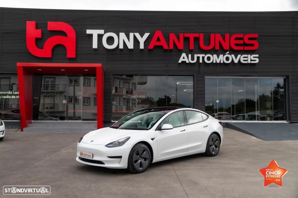 Tesla Model 3 Standard Range Plus RWD - 2