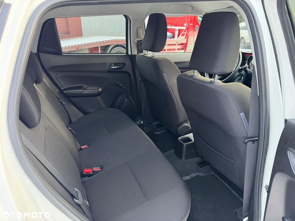 Suzuki Swift 1.2 Dualjet SHVS Premium - 28