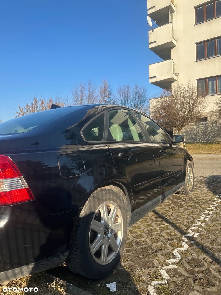 Volvo S40 2.4 - 10