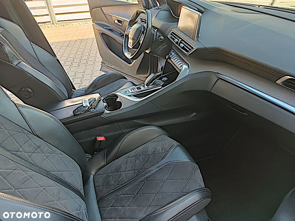 Peugeot 3008 BlueHDi 180 Stop & Start EAT8 GT - 22