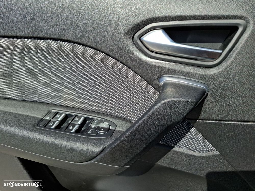 Renault Captur 1.0 TCe Techno Bi-Fuel - 23