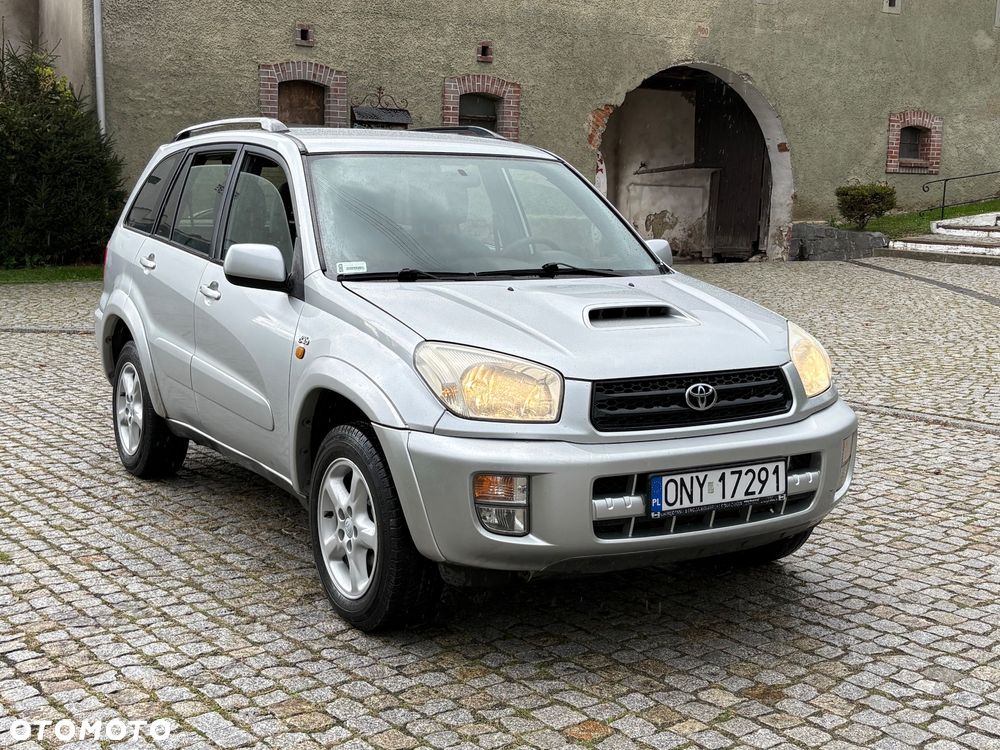 Toyota RAV4 2.0 D-4D 4x4 - 3